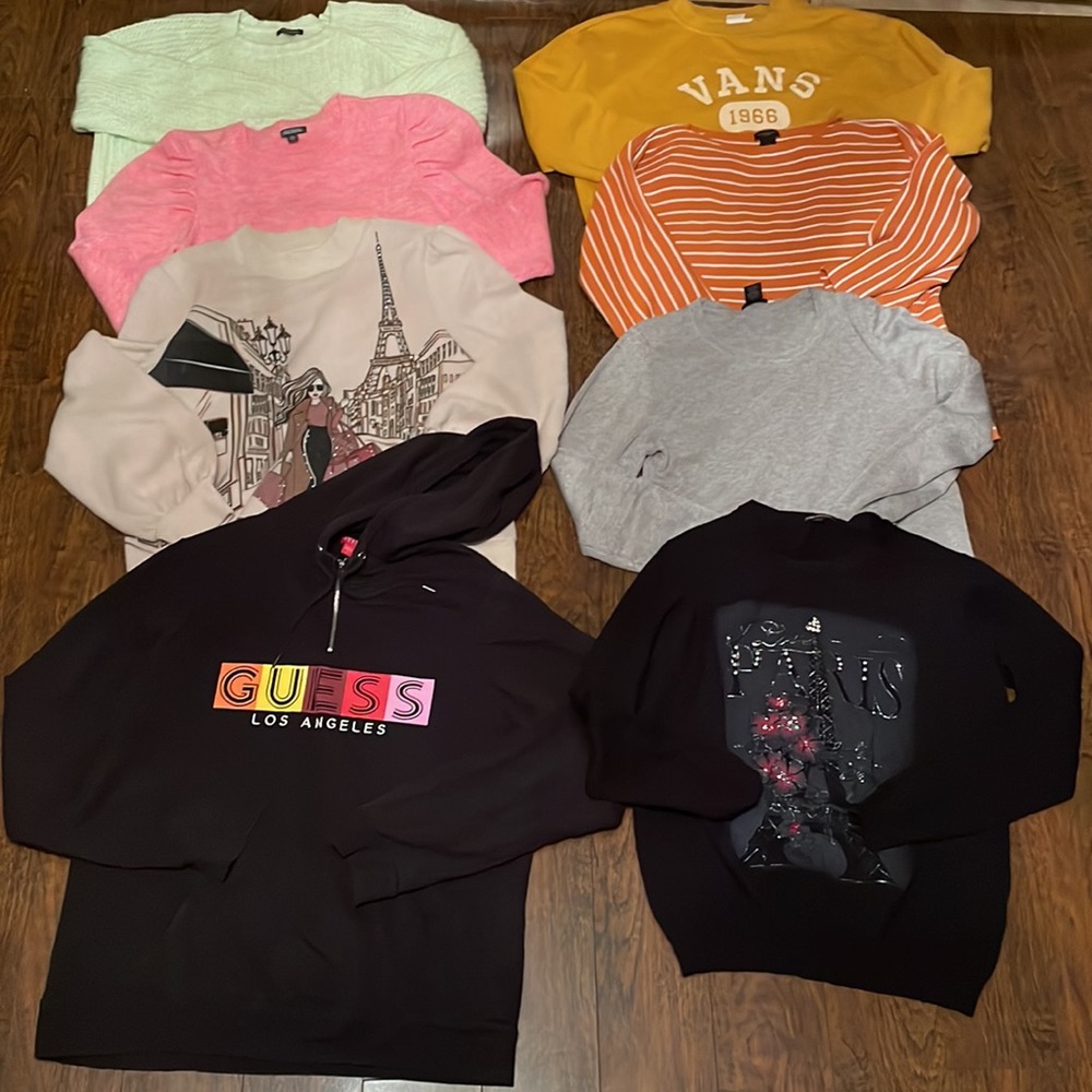 Womens Sweaters Lot of 8 size M/L